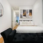 1290-6 Newly Renovated 2 Bedrooms In Ues